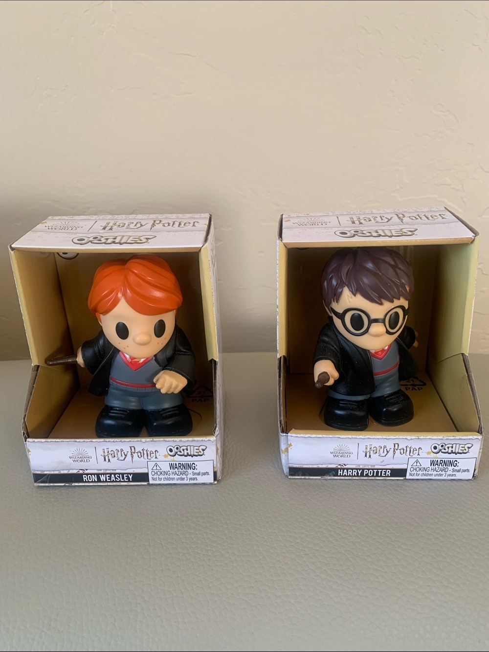 Harry Potter Ooshies Collectible Figure Set - Harry Potter and Ron Weasley